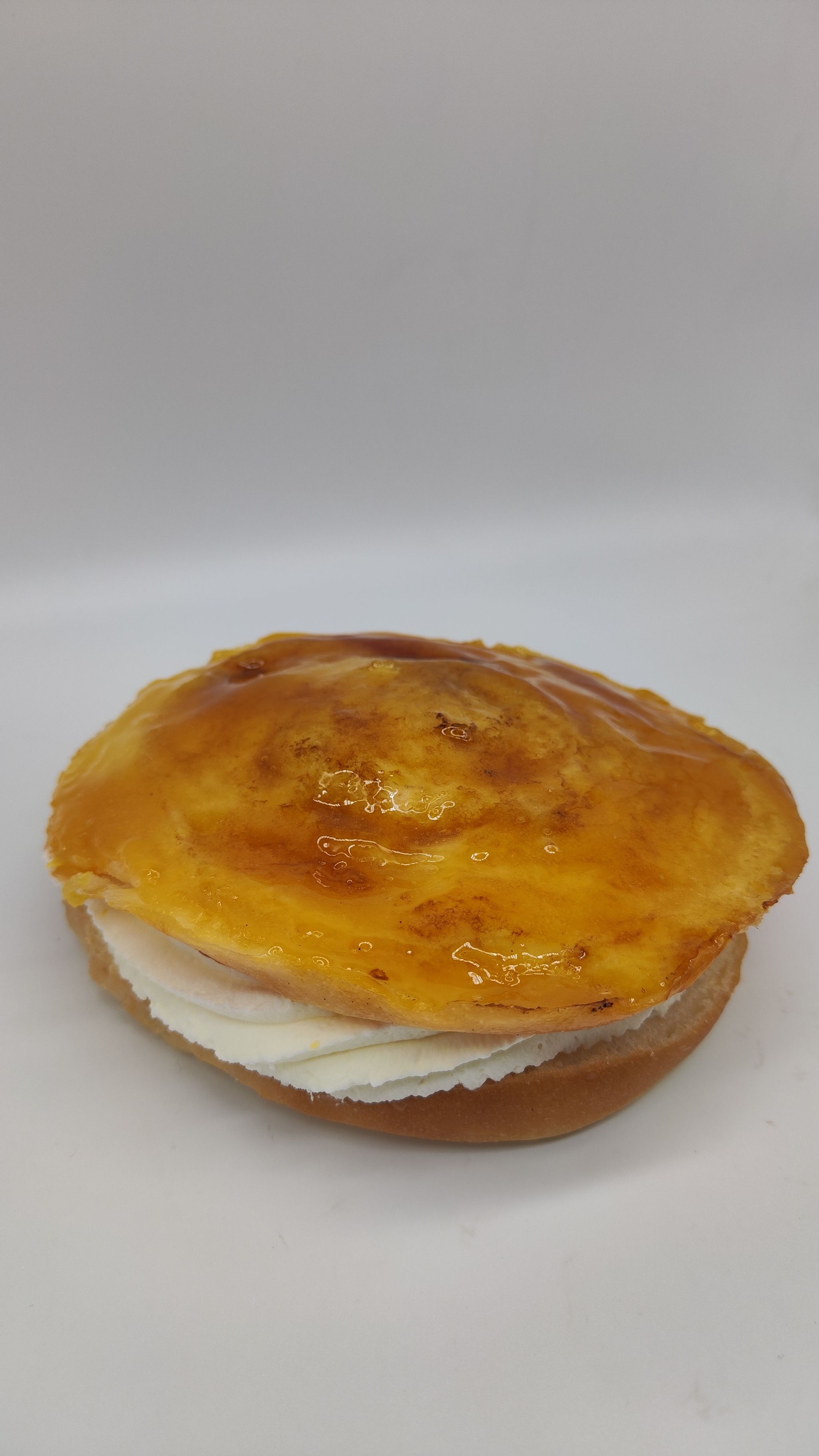 Ensaimada de nata _0