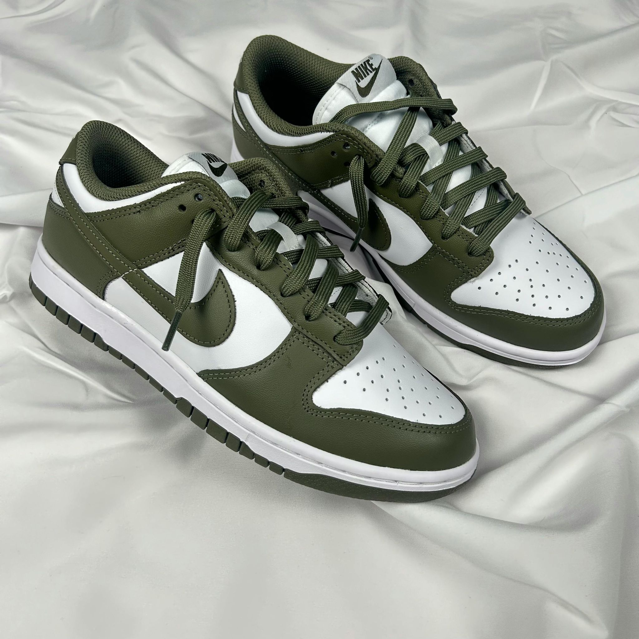 Nike Dunk Low_0