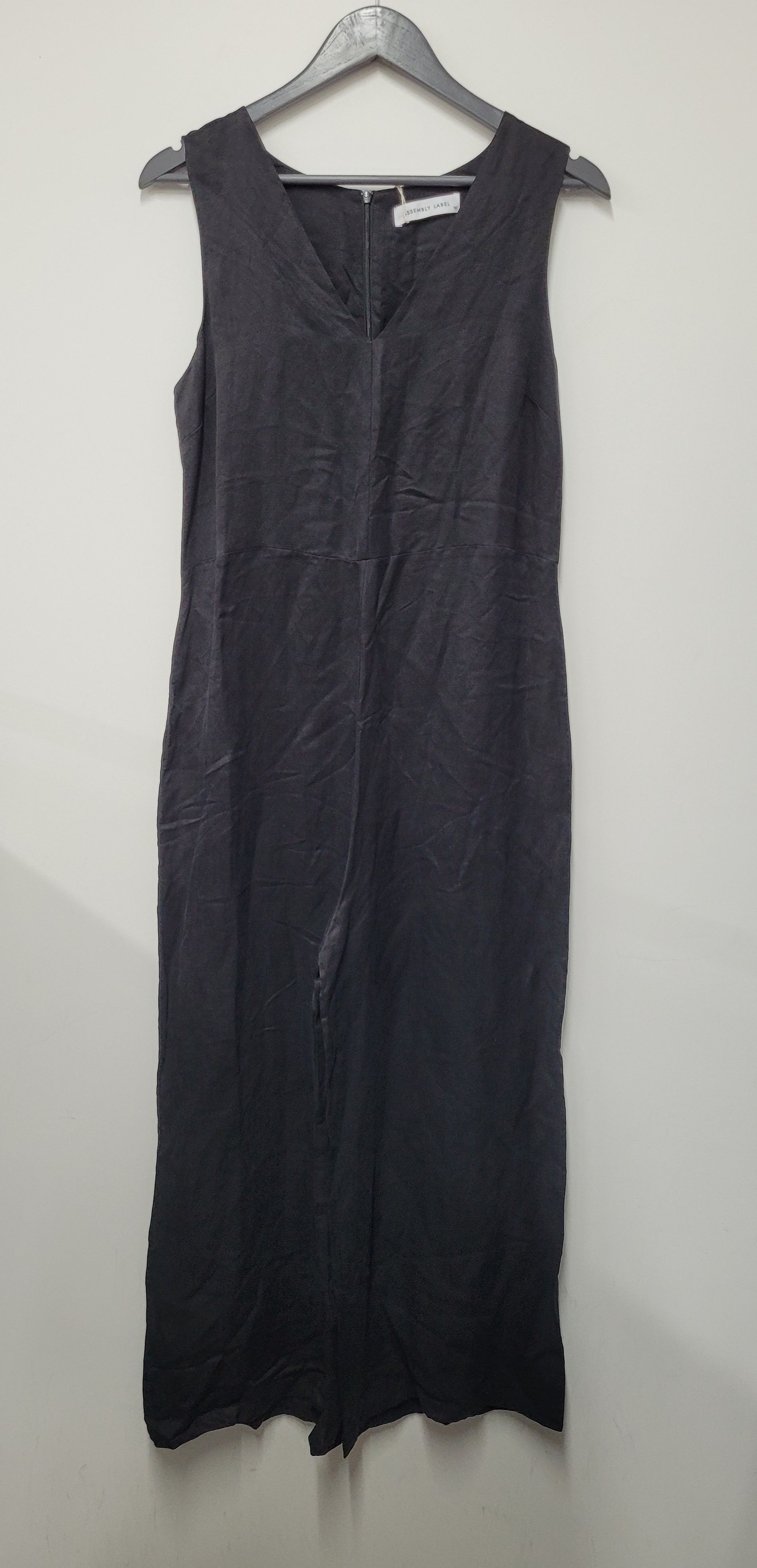 Assembly Label pantsuit size 10_0