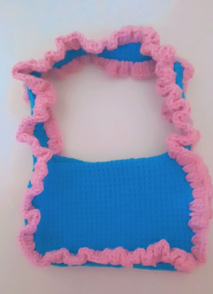 Ruffle Crochet handbag_1