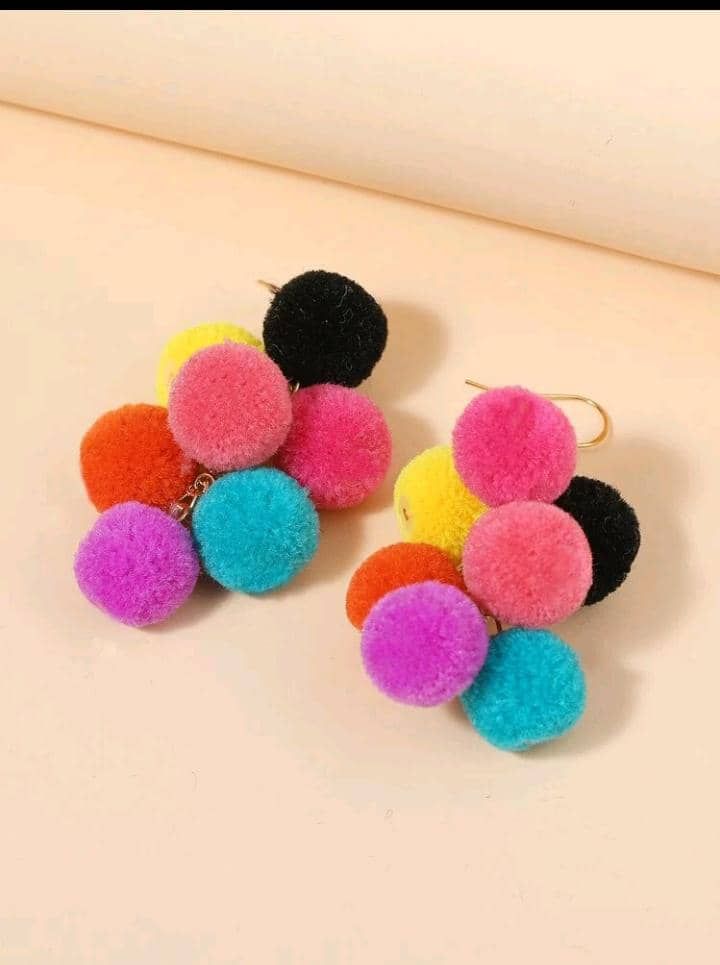 Pom Pom Drop Earrings_1