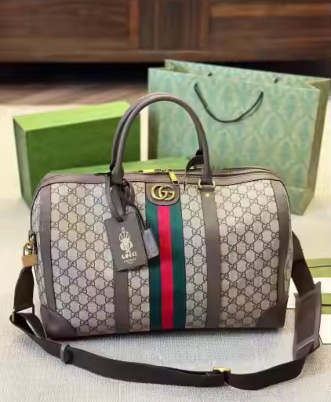 GUCCI GENUINE LEATHER TRAVEL BAG_0