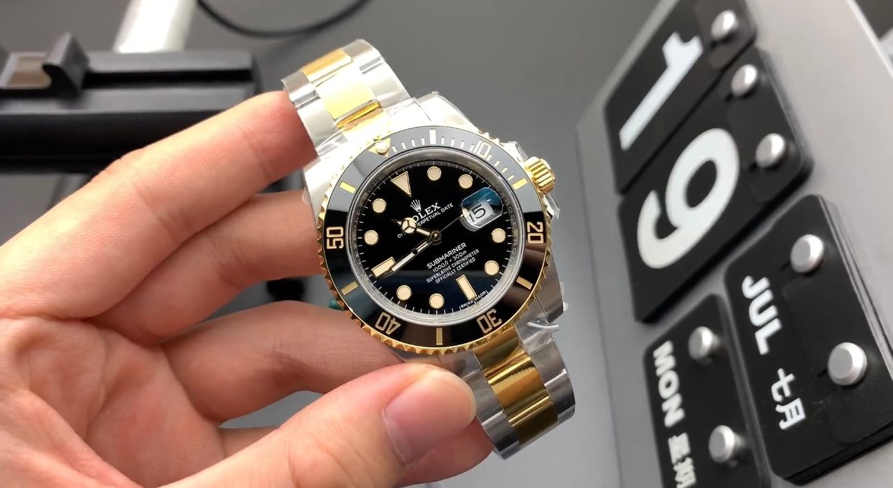 Rolex Submariner Date Oyster Steel And Yellow Gold_0