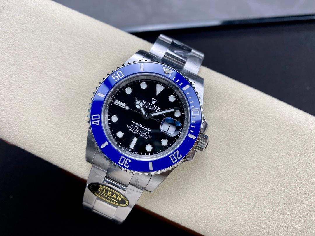 Rolex Submariner Date Smurf_1