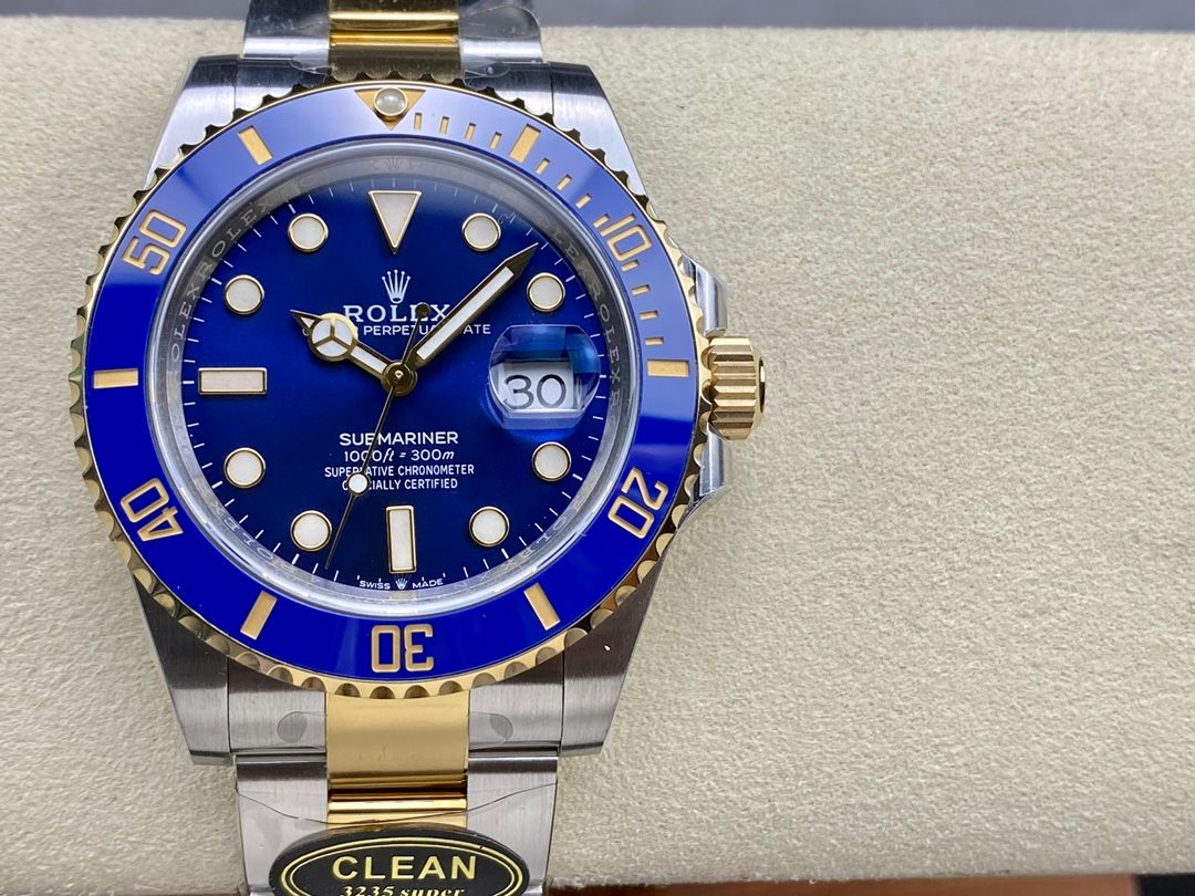 Rolex Submariner Date Bluesy_1