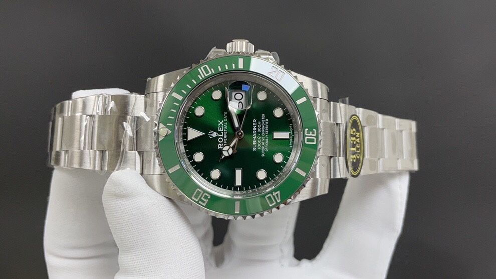 Rolex Submariner Date Hulk_1