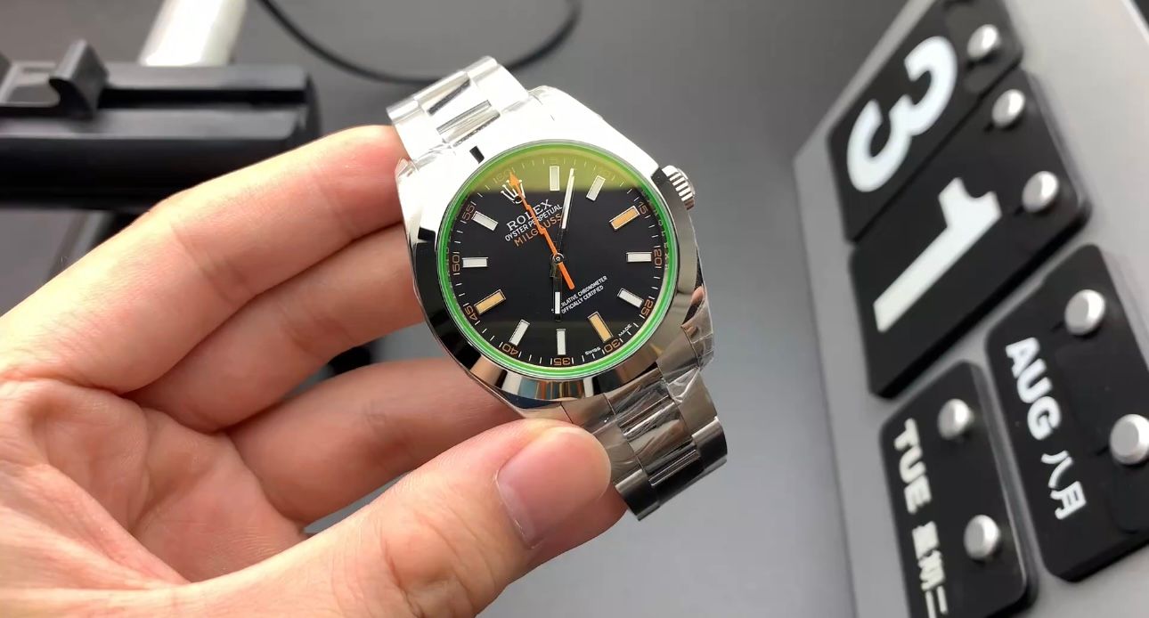 Rolex Milgauss Black Dial with Green Sapphire Crystal_0