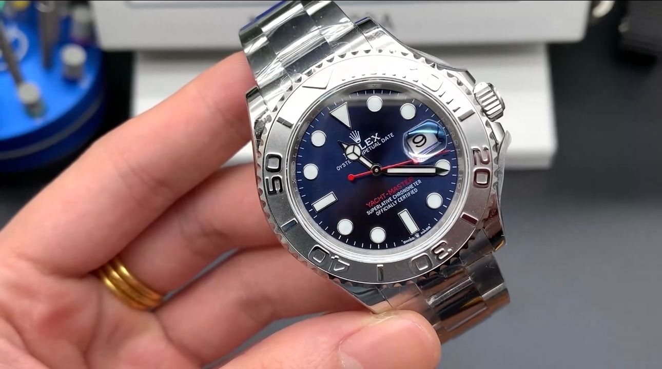 Rolex Yacht-Master 40 in stainless steel with blue dial_1