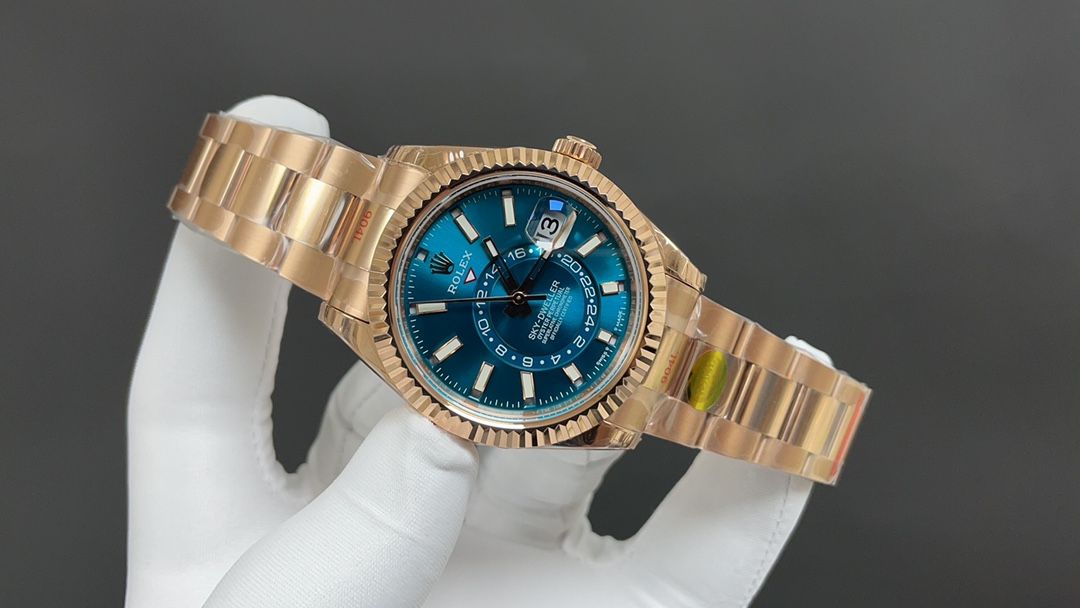 Rolex Sky-Dweller in Everose Gold with Blue Dial _1