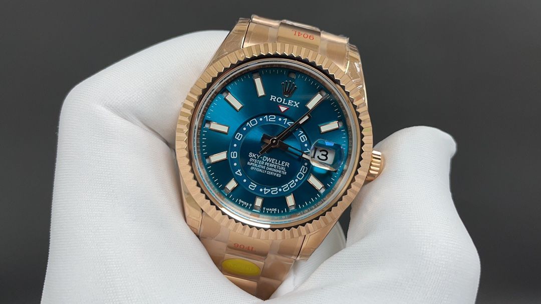 Rolex Sky-Dweller in Everose Gold with Blue Dial _2