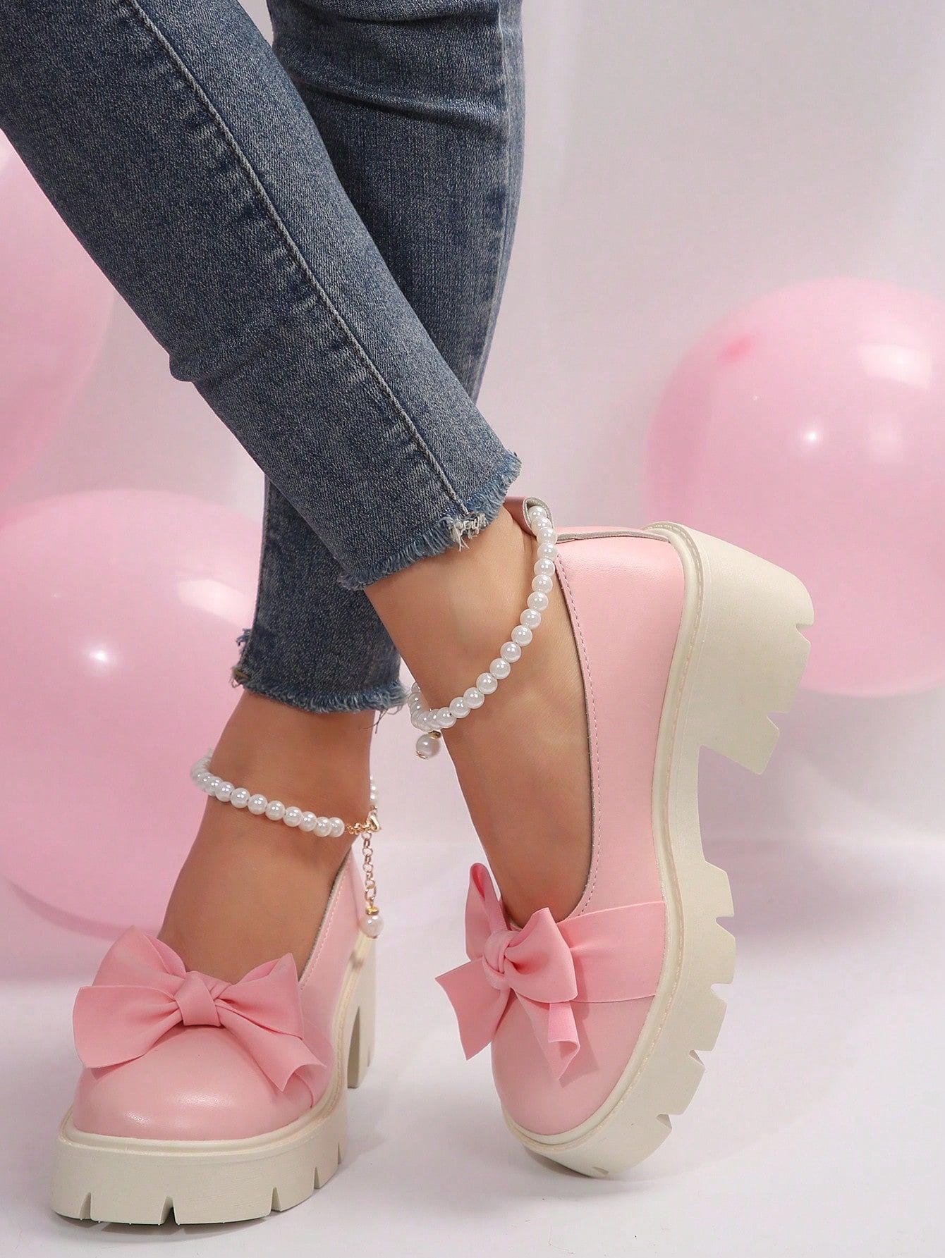 Pink shoe _0