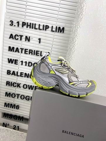 Balanciaga 10XL_1
