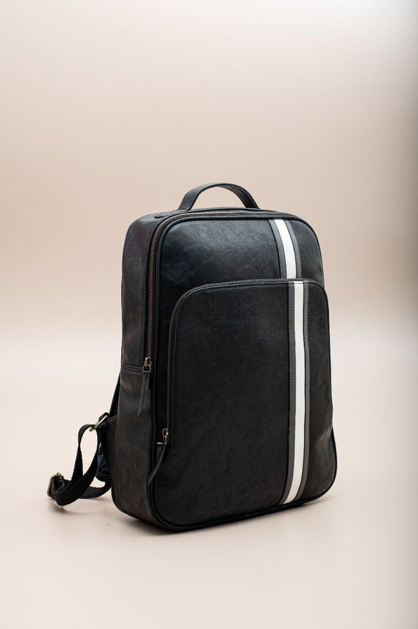 Oblique Phoenix Backpack Black_0