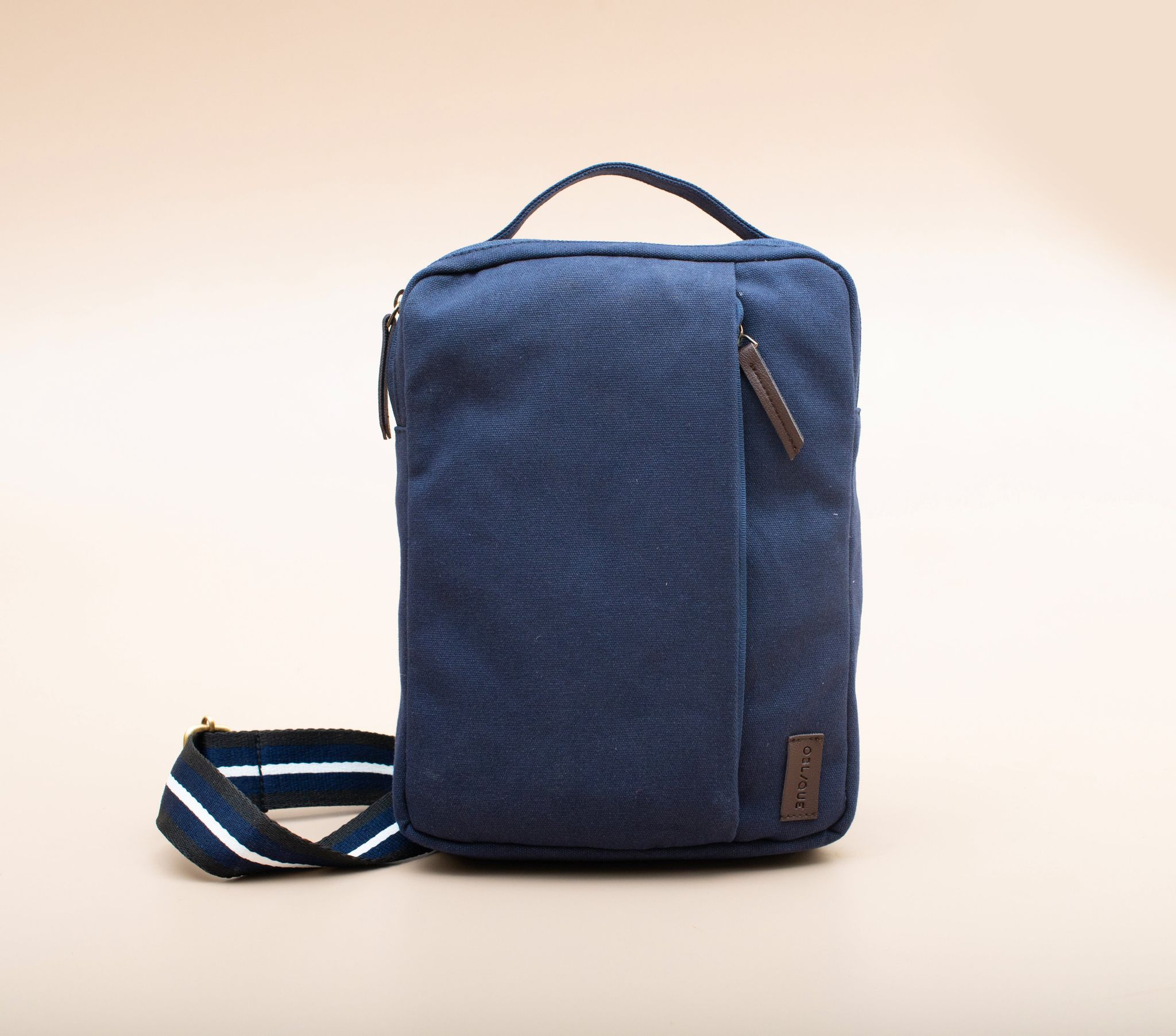 Oblique Kross Crossbody Sling Navy_0