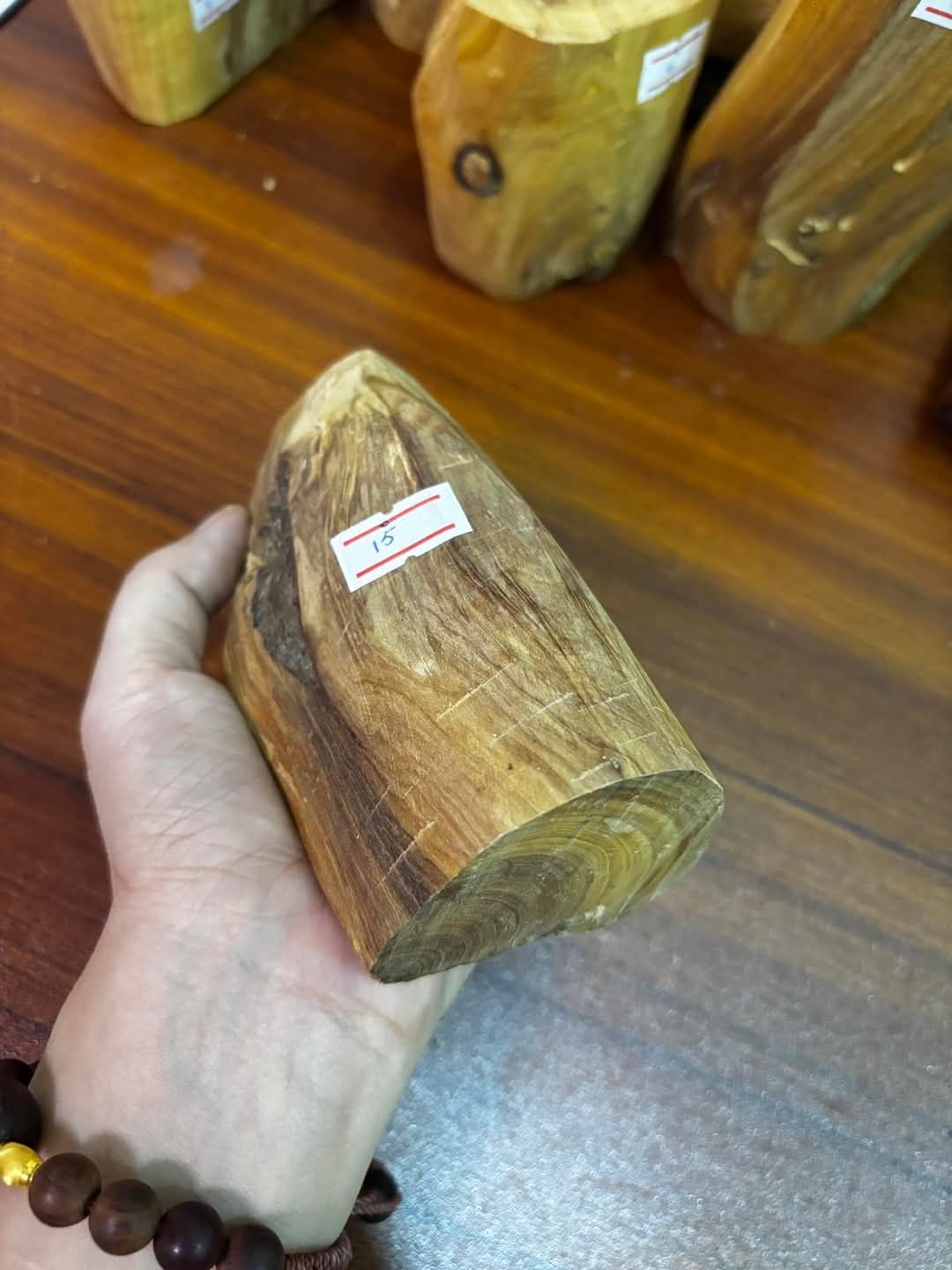 Shwe Sandalwood_ဩစတေးလျ တောင်နံကတိုး_125