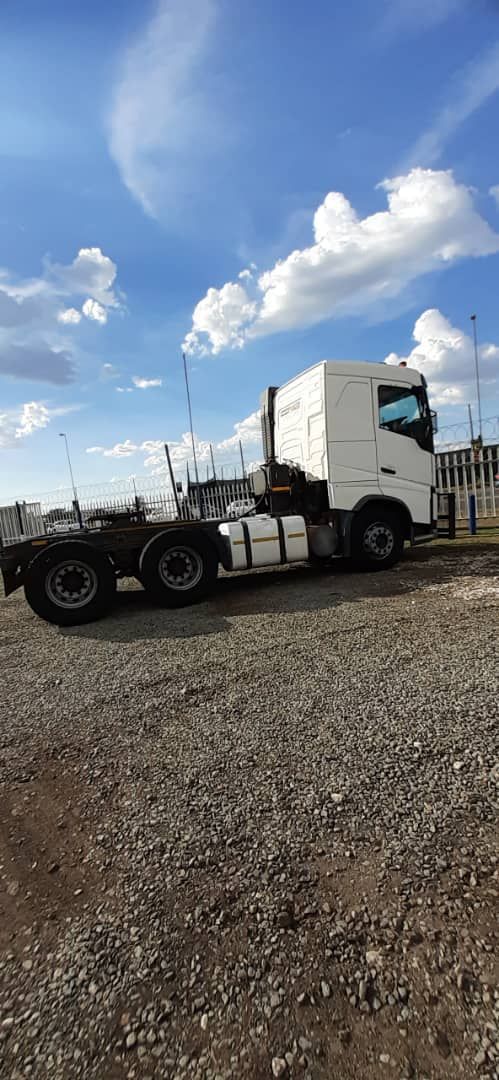 2014 - VOLVO FH 440_4