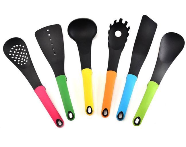 Six pieces of silicon fire resistant paddles_1