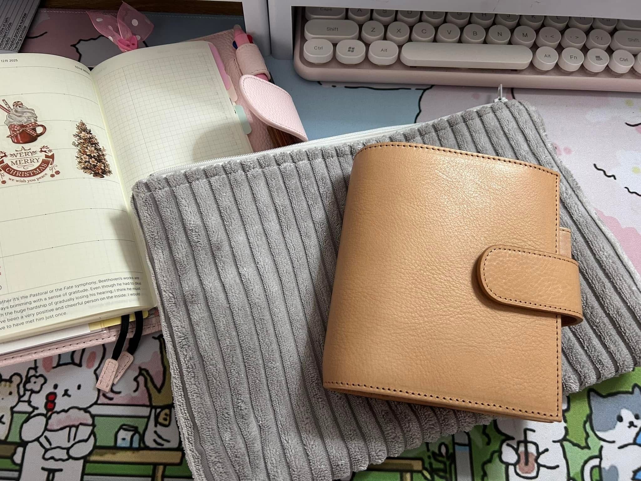 Corduroy Zipper Pouches_0