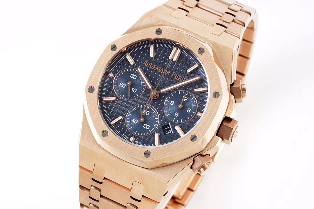 Audemars Piguet Royal Oak Chronograph - Blue Dial with Rose Gold Bracelet_1