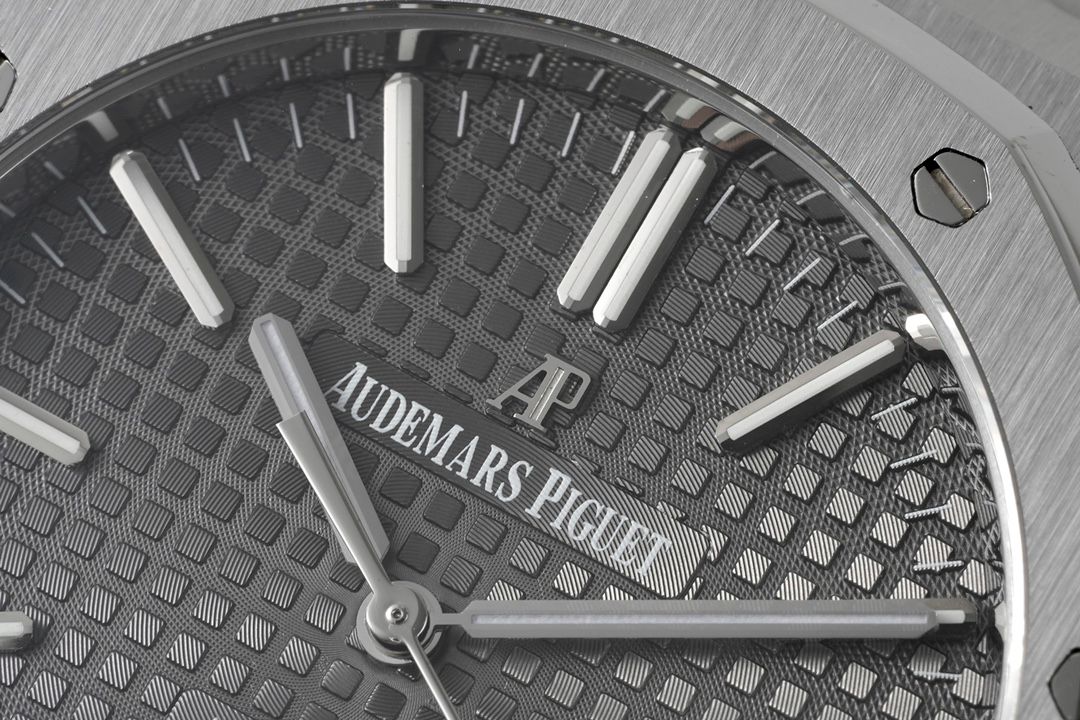 Audemars Piguet Royal Oak - Grey Dial_2