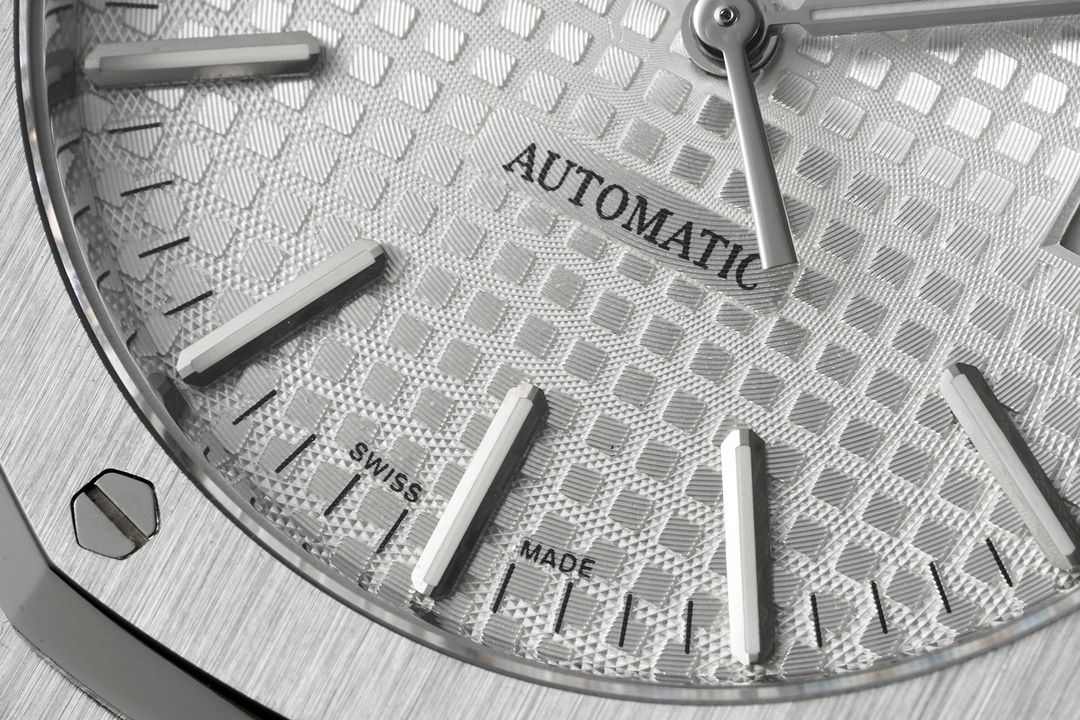 Audemars Piguet Royal Oak - Silver Dial_4