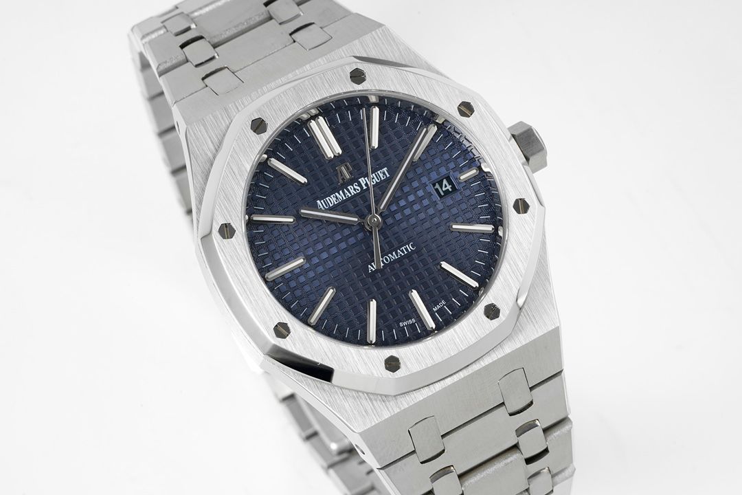 Audemars Piguet Royal Oak - Blue Dial_3