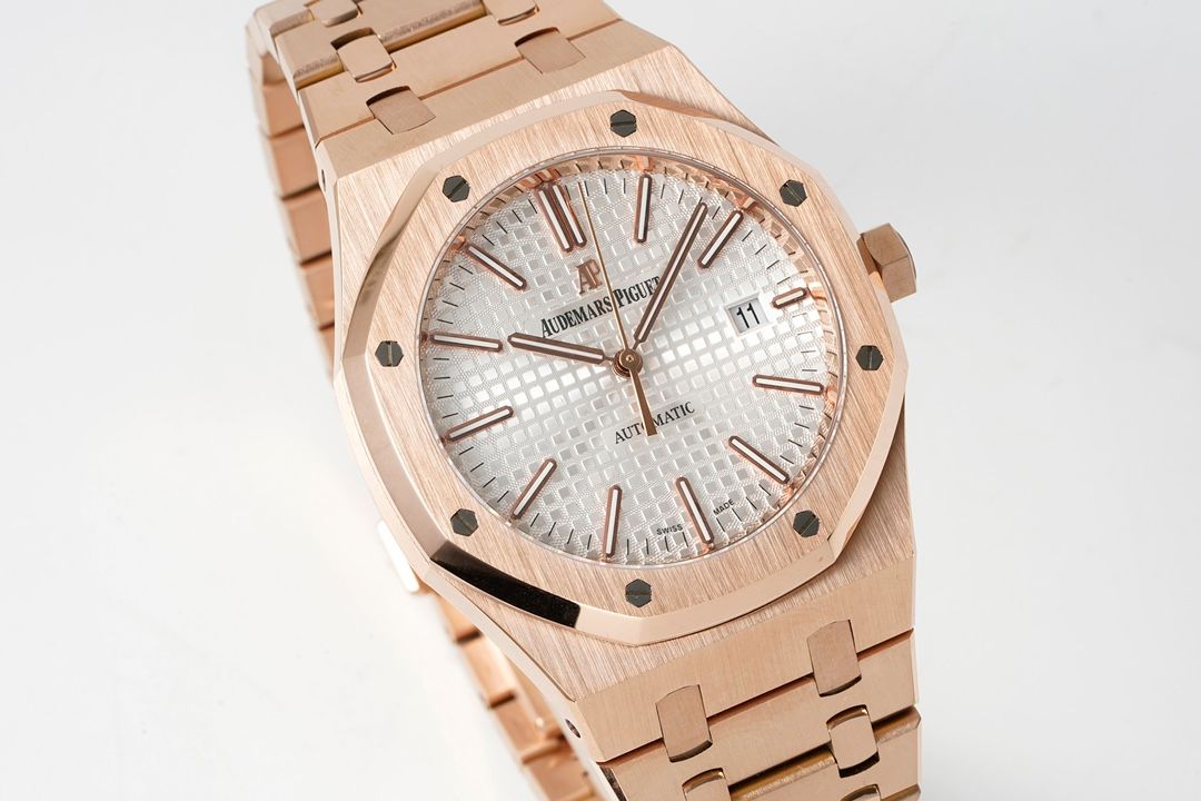 Audemars Piguet Royal Oak - Rose Gold_1