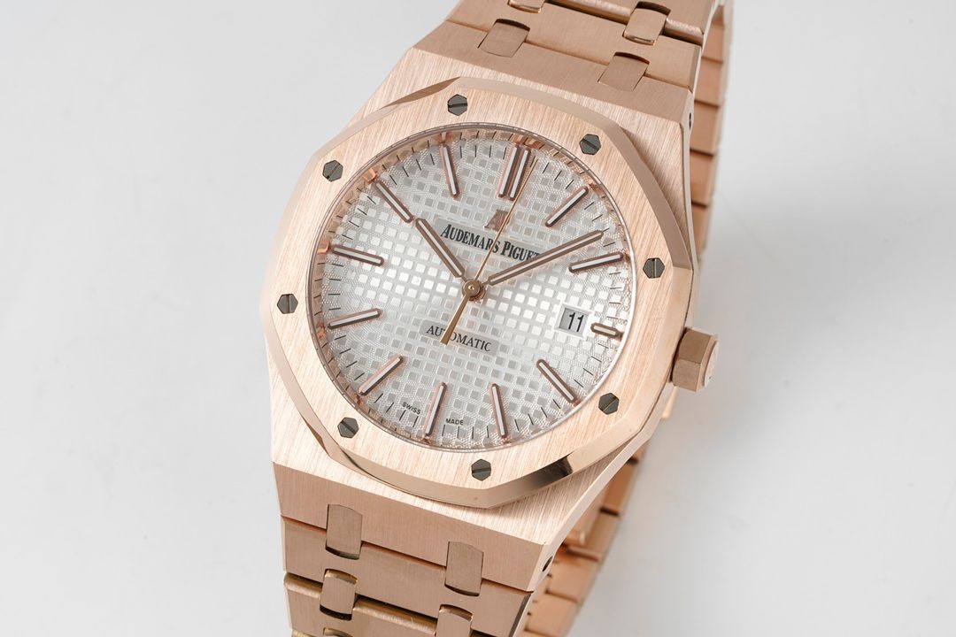 Audemars Piguet Royal Oak - Rose Gold_2