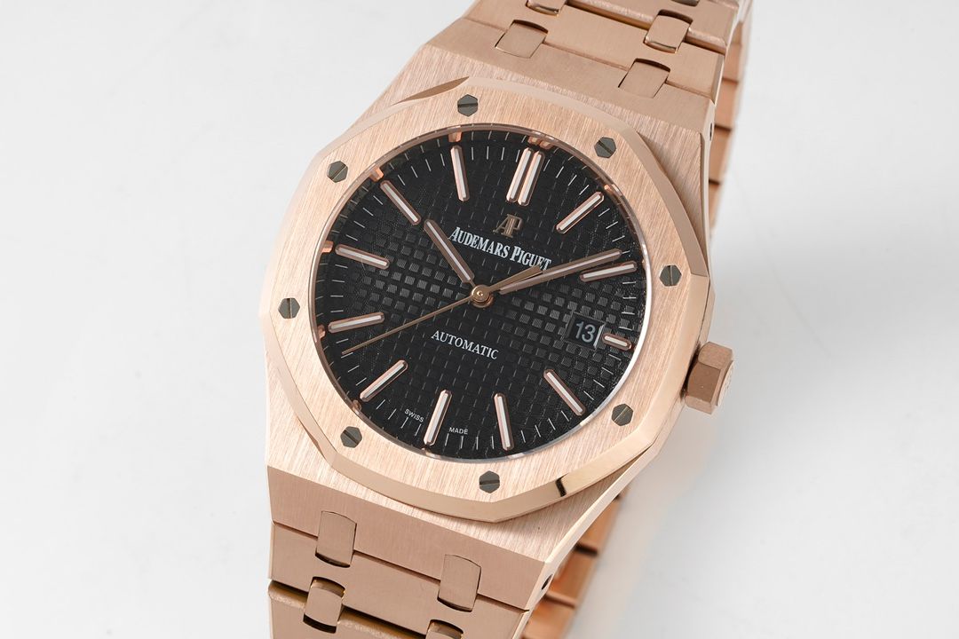 Audemars Piguet Royal Oak - Rose Gold with Black Dial_1