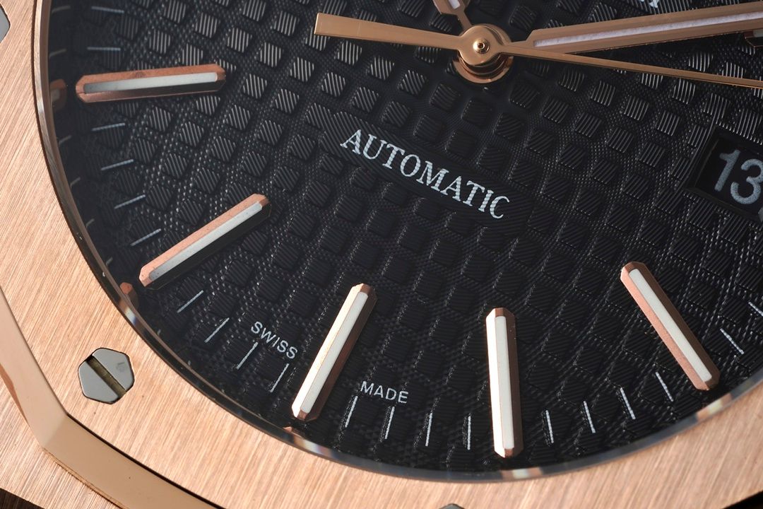 Audemars Piguet Royal Oak - Rose Gold with Black Dial_3