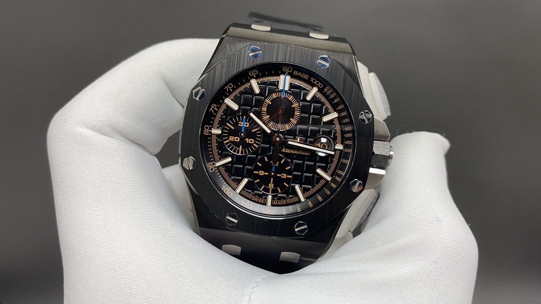 Audemars Piguet Royal Oak Offshore Chronograph - Black Ceramic_2