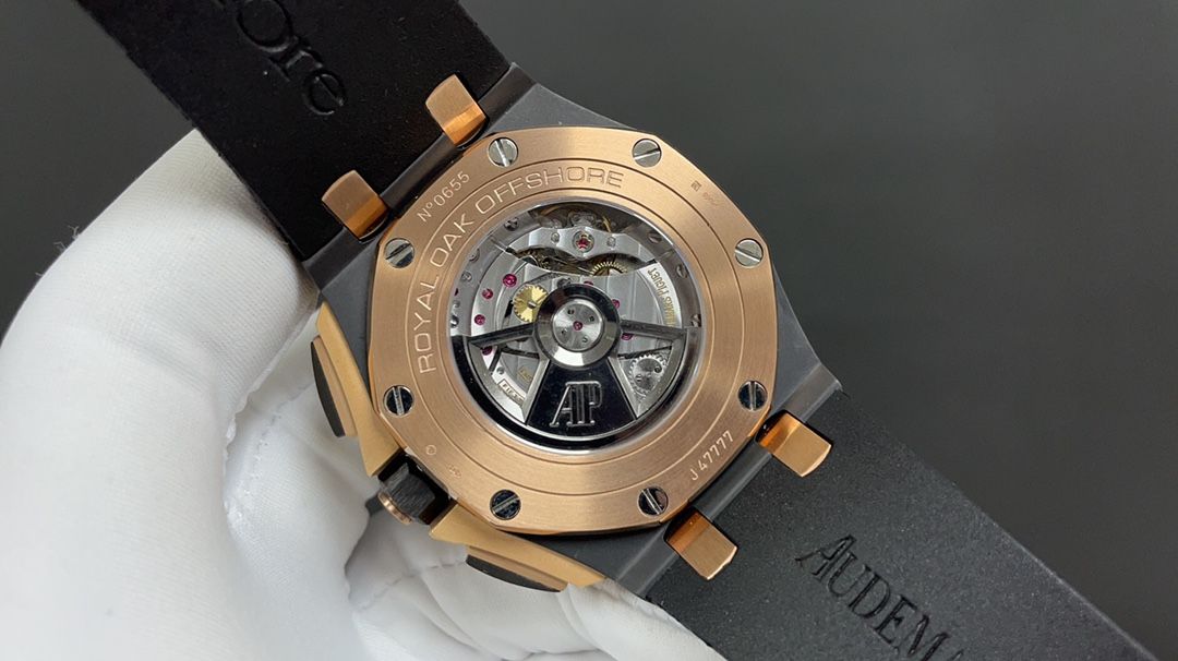 Audemars Piguet Royal Oak Offshore Chronograph - Rose Gold Bezel_5