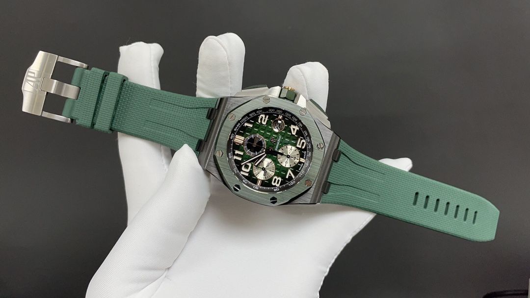 Audemars Piguet Royal Oak Offshore Chronograph - Green Dial _1