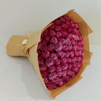 Purple roses bouquet / باقة ورد بنفسجية_0