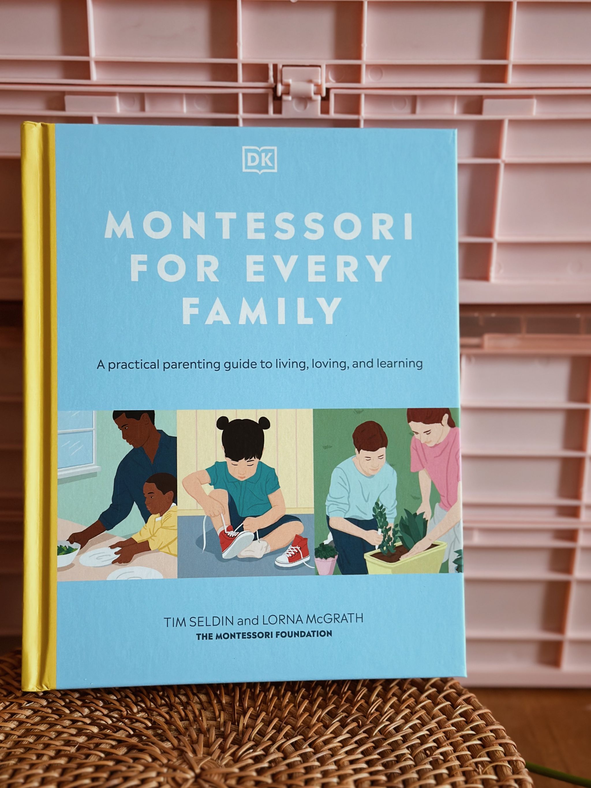 DK Montessori for Every Family_0