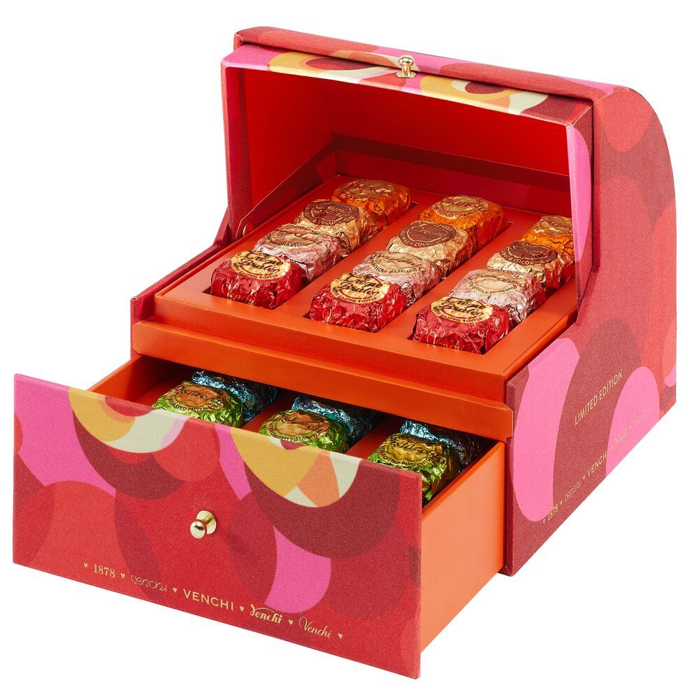 CNY 2025 Treasure Giftbox with Assorted Chocolates_1