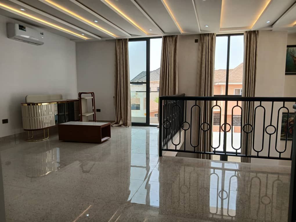 For Sale: Stunning 4-Bedroom House in East Legon Hills_8
