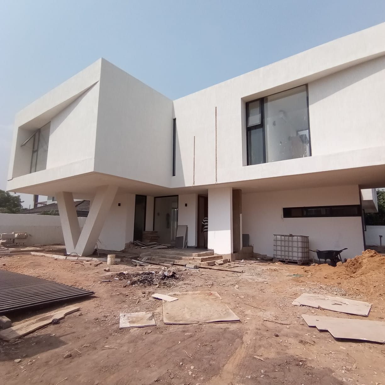 For Sale: Stunning Semi-Furnished House in Tse Addo_19