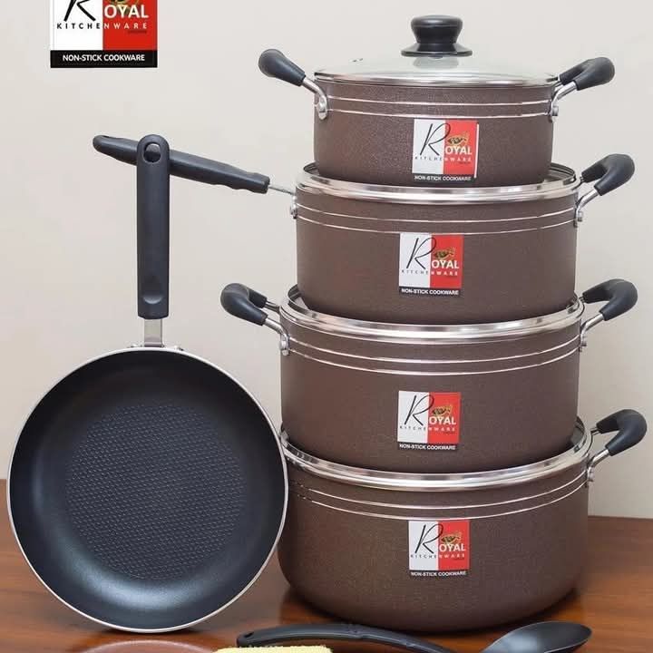 4 set Sonex Die cast and fry pan _0