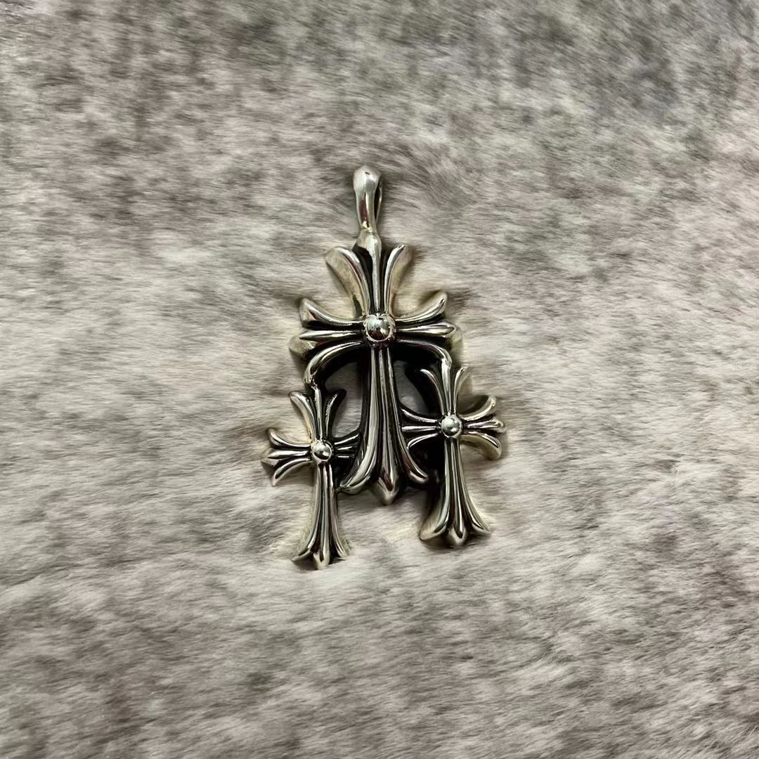 C H Triple Cross Pendant_1