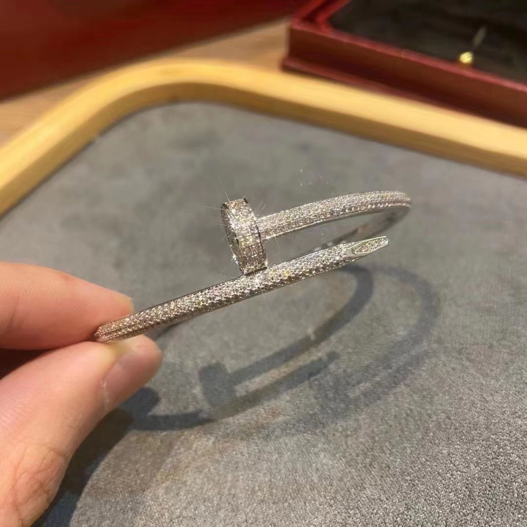 Cartier Full Diamonds Nail Bracelet_4