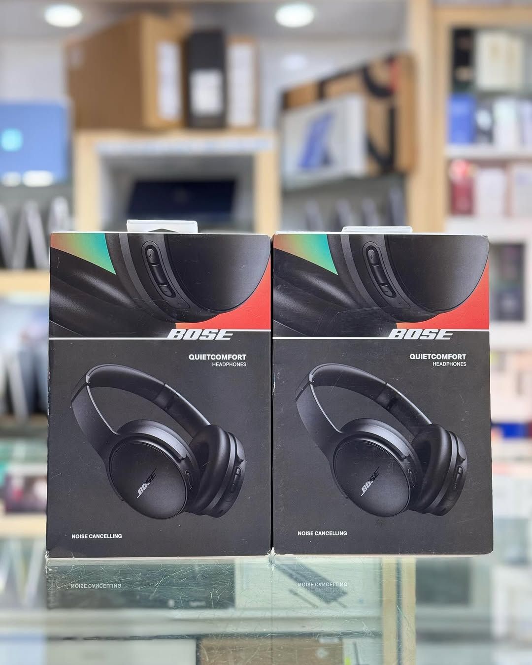 BOSE QUIETCOMFORT HEADPHONES _0