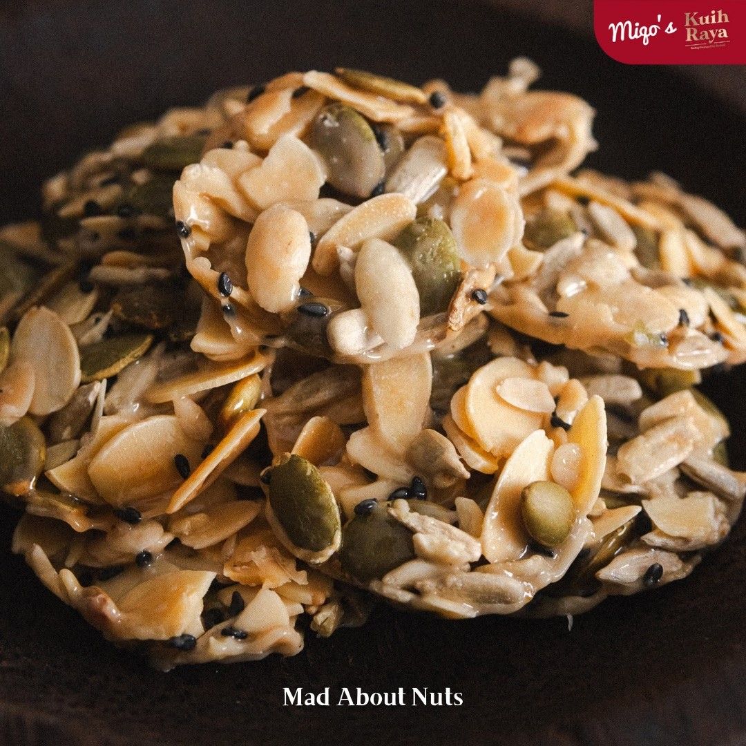 Mad About Nuts_0