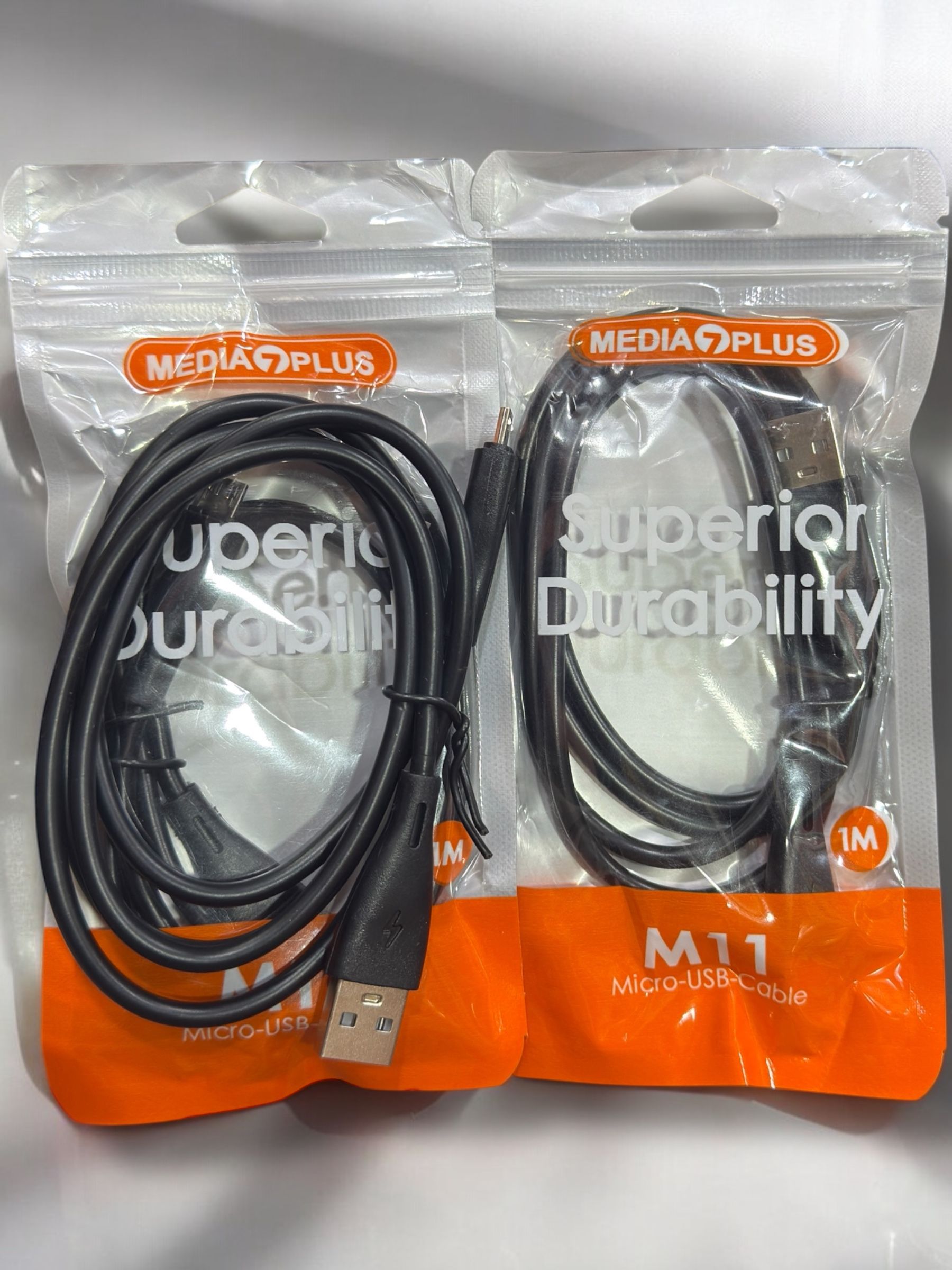 M11 (cable chargeur)_1