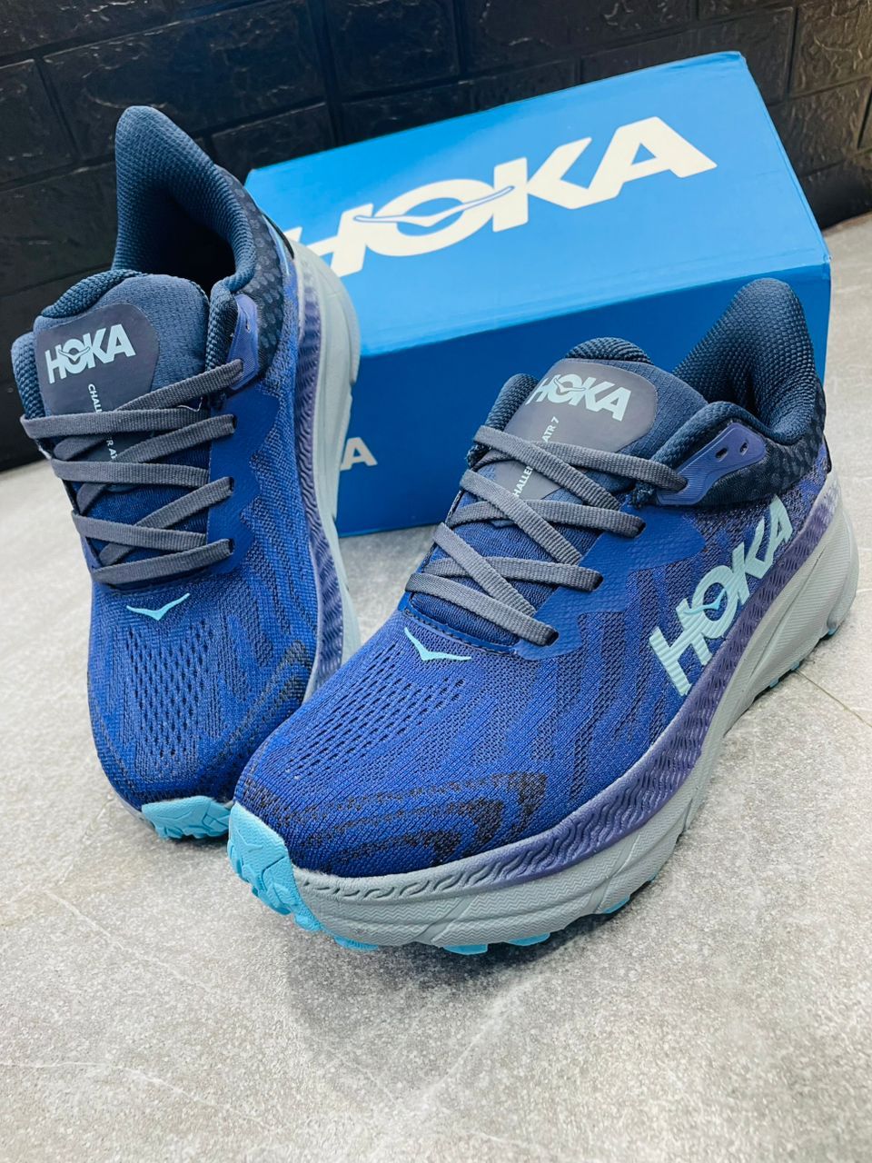 HOKA CHALLEGER 7_5