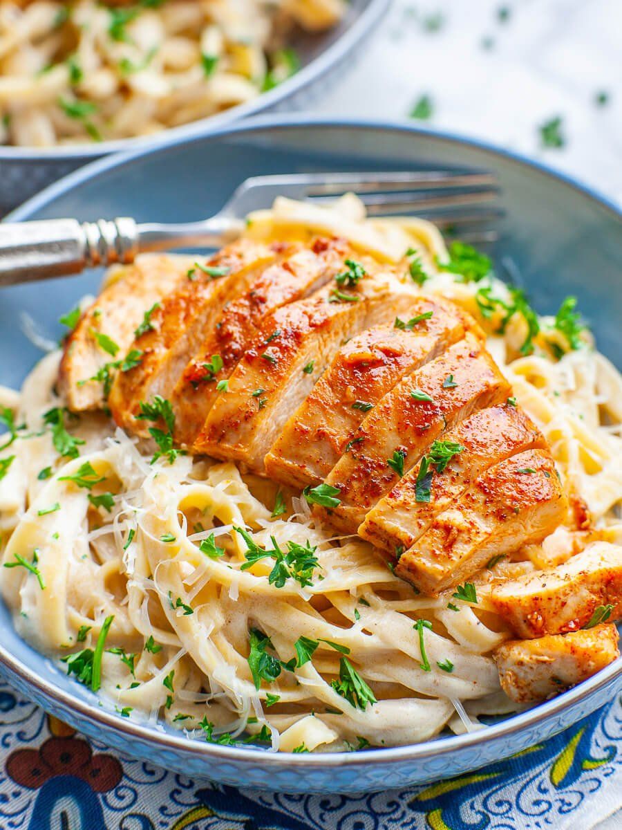 Fettuccine chicken Alfredo_0