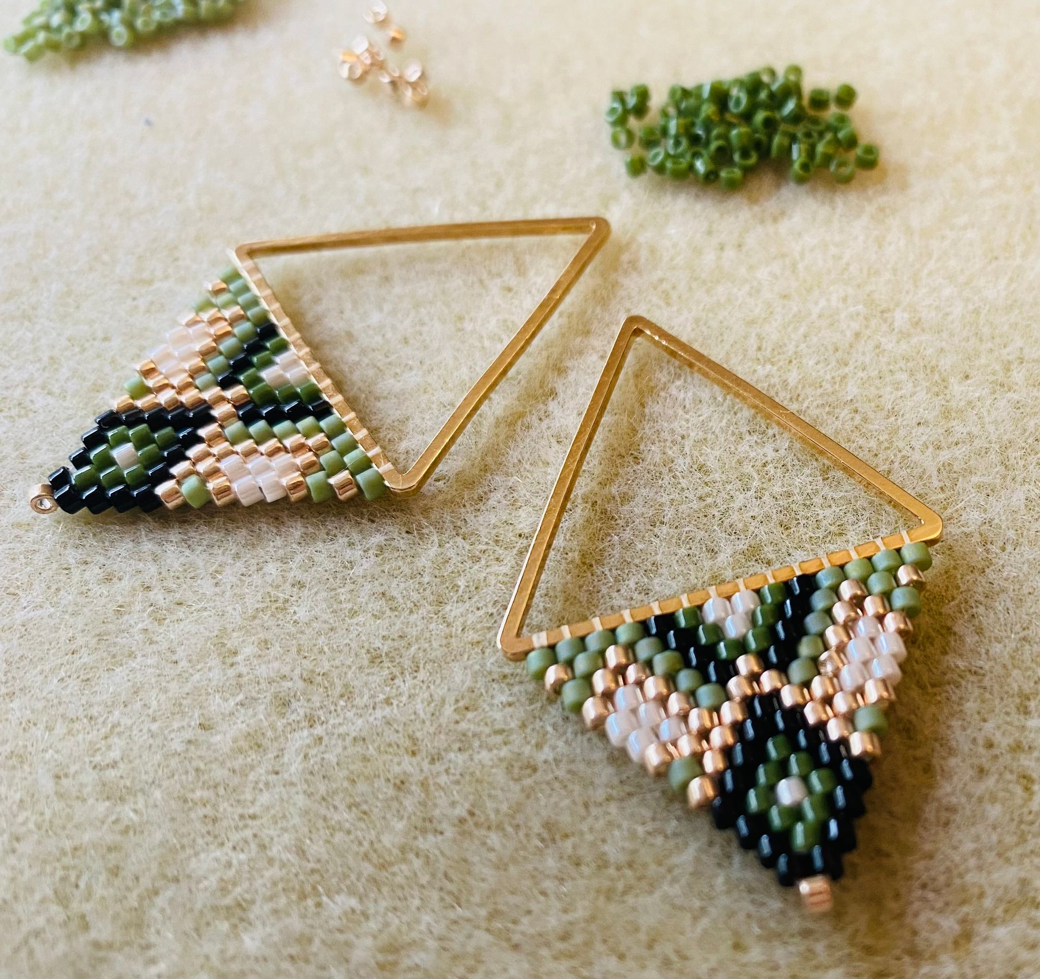 Gold Aztec Earrings - Pistachio Gold_0