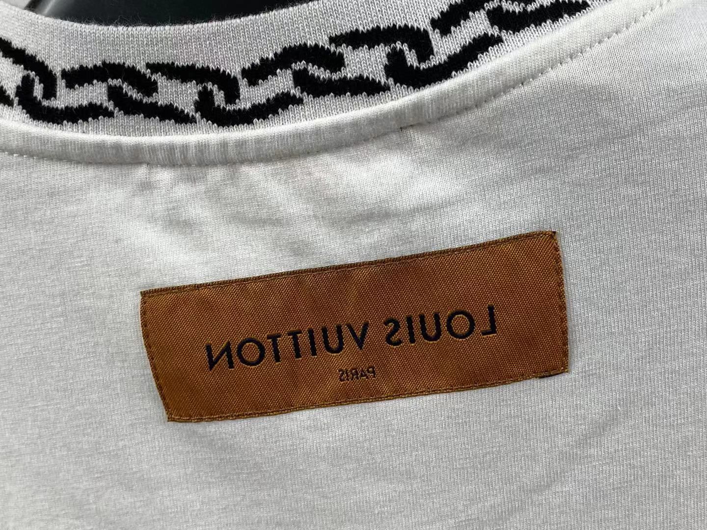 LV Tee_9