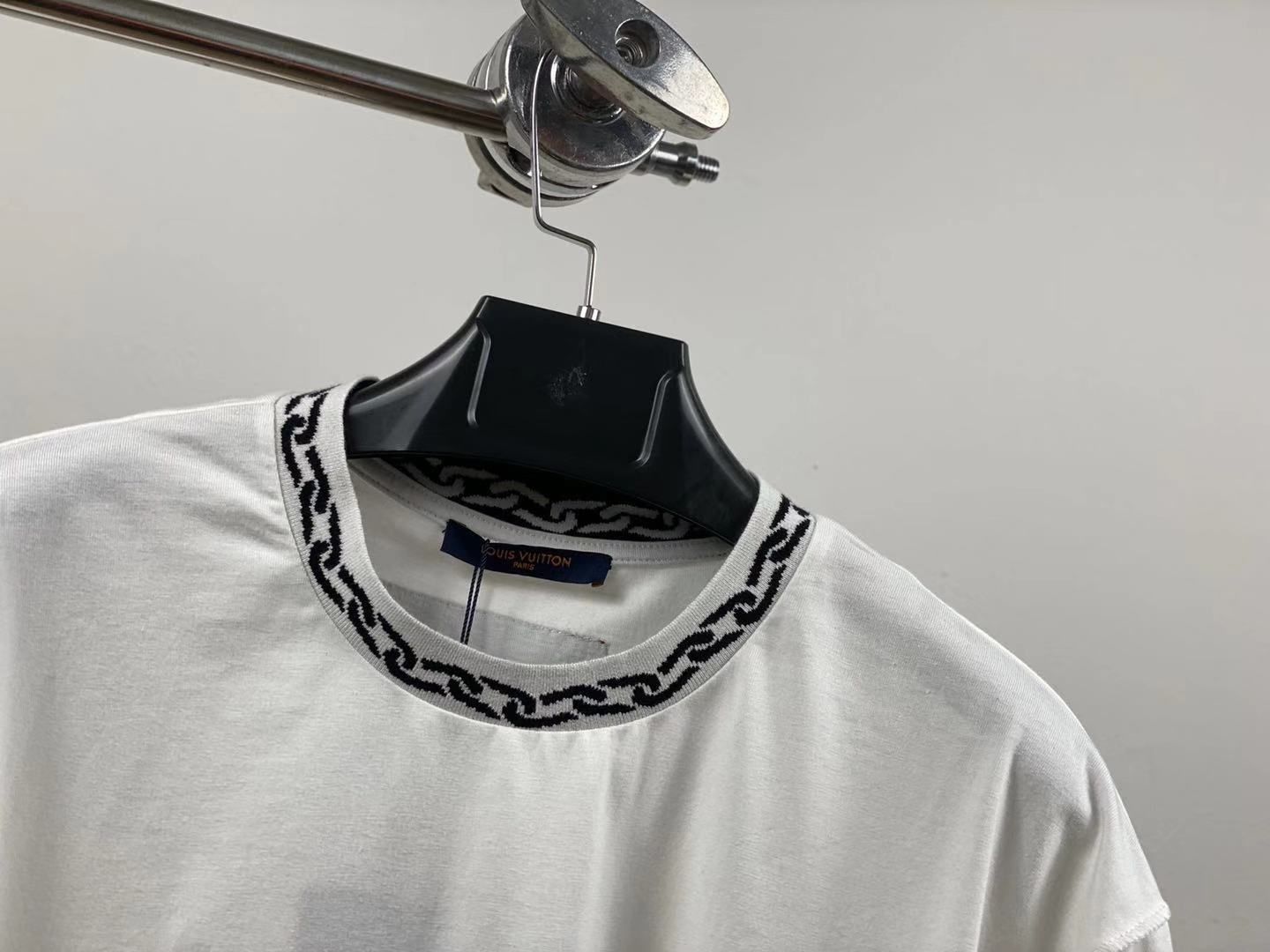 LV Tee_2