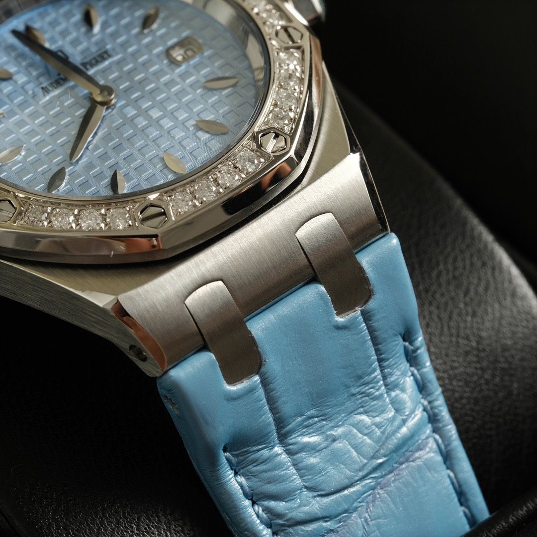 Audemars Piguet Royal Oak Blue Dial_2